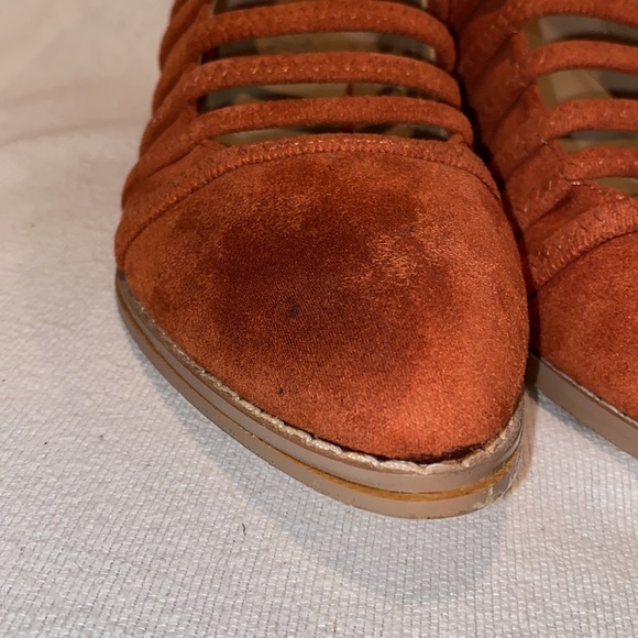 Journee Collection Flats Brown Leather Suede Strappy Womens Sz 9 - Picture 7 of 7